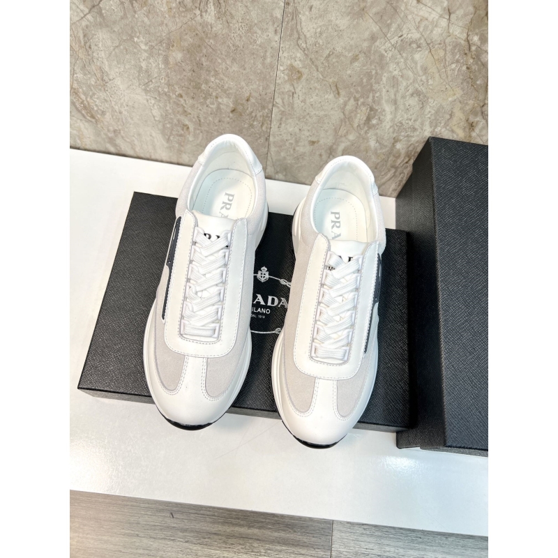 Pra*a casual shoes